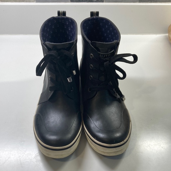 Womens Nautica Ankle High Rain Boot Size 9 WORN TWICE - Picture 1 of 12